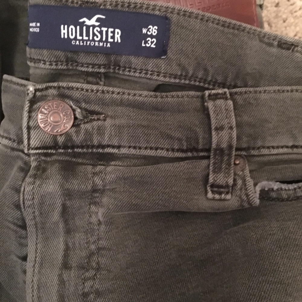 Hollister ripper jeans